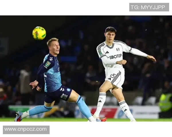 考文垂与韦康比流浪者激战正酣谁将赢得这场英格兰足球盛宴